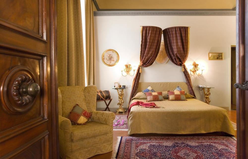 Palazzo Magnani Feroni, - Residenza D'epoca 3* Florença